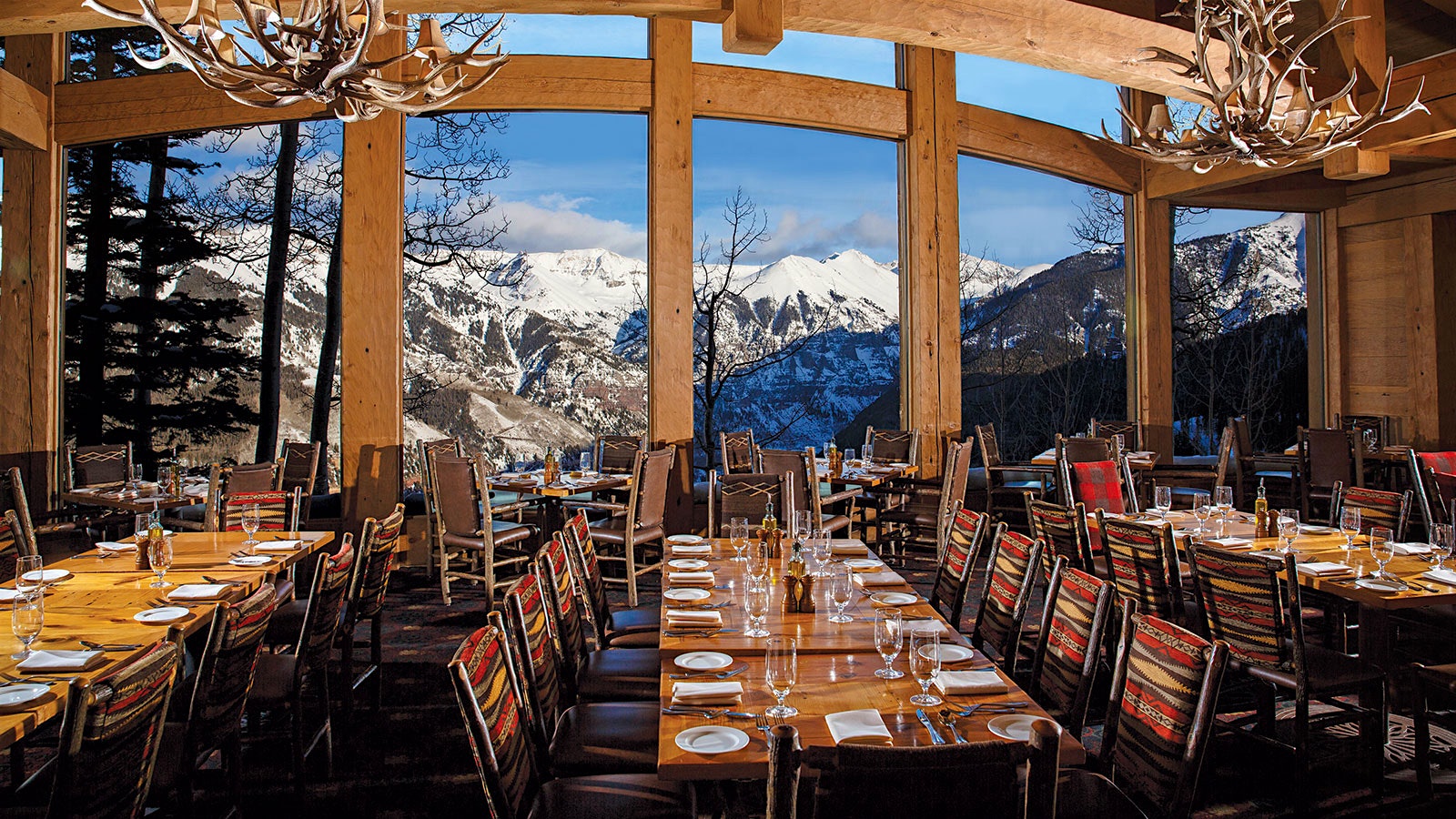 The Allred's Restaurant dining room